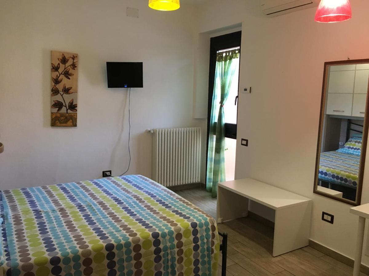 La Casa Del Giglio Villa Matera Bagian luar foto